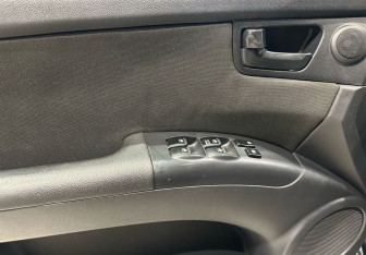 Подержанный автомобиль Kia Sportage 2009 года (18 фото)