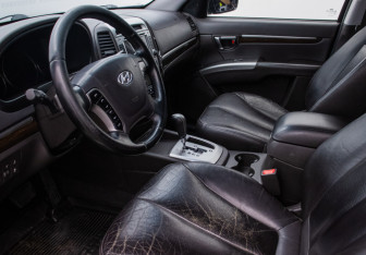 Подержанный автомобиль Hyundai Santa Fe 2011 года (10 фото)