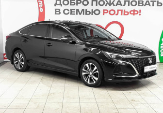 Подержанный автомобиль Changan Eado Plus 2023 года (3 фото)