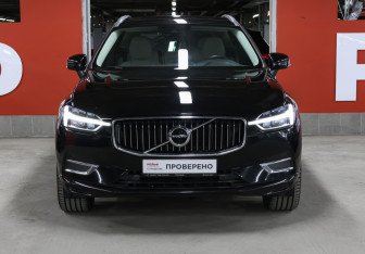 Подержанный автомобиль Volvo XC60 2019 года (2 фото)
