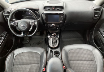 Подержанный автомобиль Kia Soul 2017 года (10 фото)