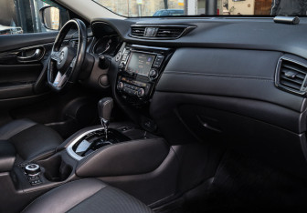 Подержанный автомобиль Nissan X-Trail 2021 года (7 фото)