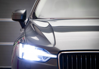 Подержанный автомобиль Volvo XC60 2021 года (32 фото)