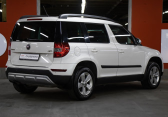 Подержанный автомобиль Skoda Yeti 2014 года (5 фото)