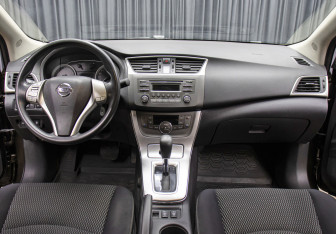 Подержанный автомобиль Nissan Sentra Sedan 2014 года (14 фото)