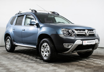 Подержанный автомобиль Renault Duster 2015 года (3 фото)