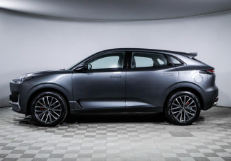 Подержанный автомобиль Changan UNI-K 2023 года (8 фото)