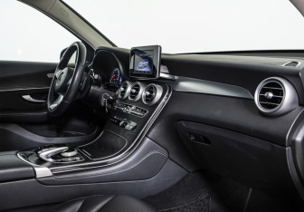 Подержанный автомобиль Mercedes-Benz GLC Coupe 2017 года (9 фото)