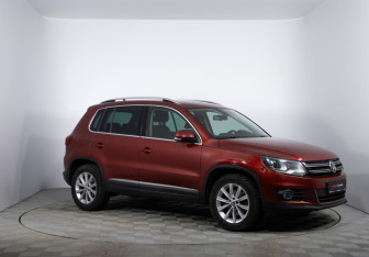 Подержанный автомобиль Volkswagen Tiguan 2014 года (3 фото)