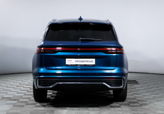 Подержанный автомобиль Geely Monjaro 2023 года (6 фото)