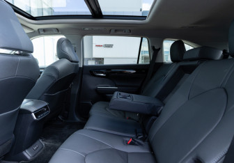 Новый Toyota Highlander 2025 (41 фото)
