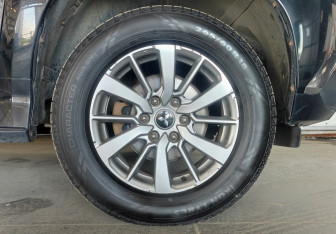 Подержанный автомобиль Mitsubishi Pajero Sport 2017 года (20 фото)