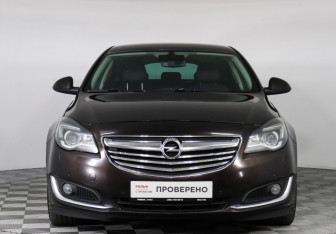 Подержанный автомобиль Opel Insignia Liftback 2014 года (2 фото)