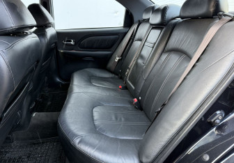 Подержанный автомобиль Hyundai Sonata 2008 года (11 фото)