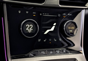 Подержанный автомобиль Exeed TXL 2023 года (21 фото)