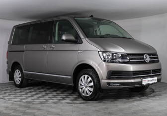 Подержанный автомобиль Volkswagen Caravelle 2018 года (3 фото)