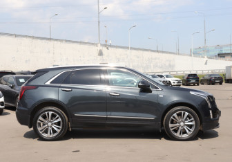 Подержанный автомобиль Cadillac XT5 2021 года (4 фото)