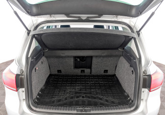 Подержанный автомобиль Volkswagen Tiguan 2016 года (10 фото)