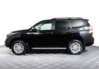 Подержанный автомобиль Toyota Land Cruiser Prado 2014 года (8 фото)