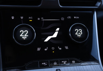 Подержанный автомобиль Exeed TXL 2022 года (16 фото)