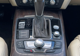 Подержанный автомобиль Audi A6 Sedan 2016 года (14 фото)