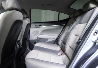 Подержанный автомобиль Hyundai i30 Hatchback 2013 года (12 фото)