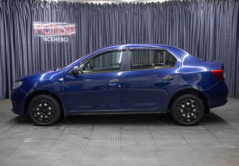 Подержанный автомобиль Renault Logan Sedan 2014 года (8 фото)