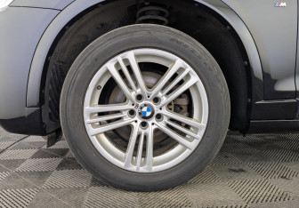 Подержанный автомобиль BMW X4 2017 года (12 фото)