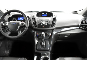 Подержанный автомобиль Ford Kuga 2013 года (8 фото)