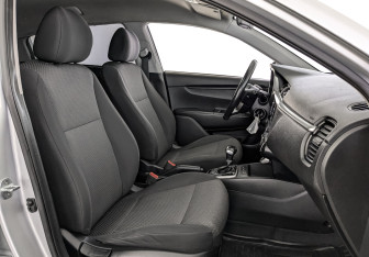 Подержанный автомобиль Kia Rio Hatchback 2021 года (22 фото)