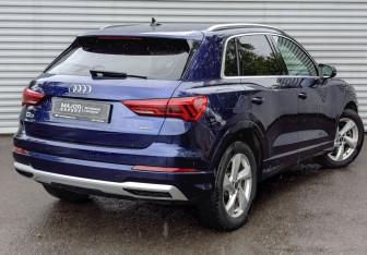 Подержанный автомобиль Audi Q3 2021 года (5 фото)
