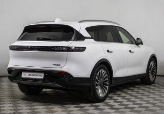 Подержанный автомобиль Voyah Free 2022 года (4 фото)