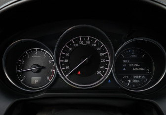 Подержанный автомобиль Mazda 6 Sedan 2017 года (19 фото)