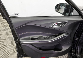 Подержанный автомобиль Москвич 3 2023 года (21 фото)