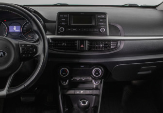 Подержанный автомобиль Kia Picanto 2017 года (14 фото)