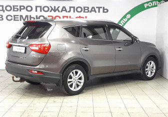Подержанный автомобиль DongFeng 580 2019 года (4 фото)