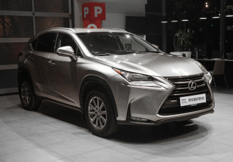 Подержанный автомобиль Lexus NX 2015 года (3 фото)