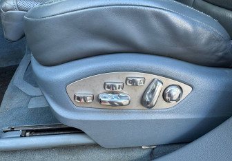 Подержанный автомобиль Porsche Cayenne 2013 года (15 фото)