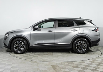 Подержанный автомобиль Kia Sportage 2022 года (3 фото)