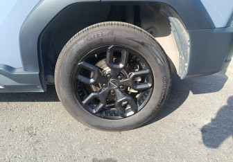 Подержанный автомобиль Haval H3 2024 года (13 фото)