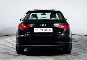 Подержанный автомобиль Audi A3 Hatchback 2014 года (6 фото)