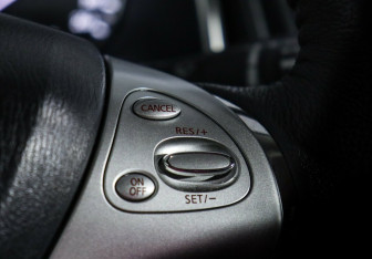 Подержанный автомобиль Nissan Murano Suv 2017 года (9 фото)