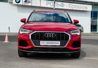 Подержанный автомобиль Audi Q3 2021 года (2 фото)