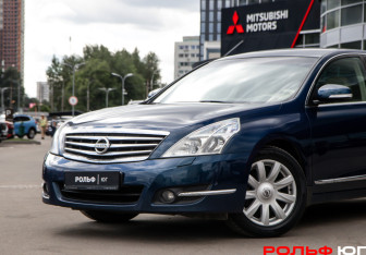 Подержанный автомобиль Nissan Teana 2008 года (14 фото)