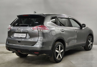 Подержанный автомобиль Nissan X-Trail 2017 года (5 фото)