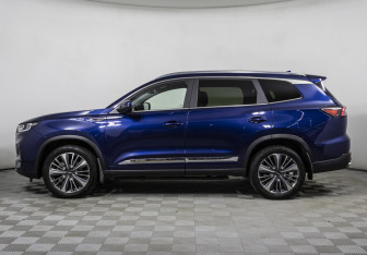 Подержанный автомобиль Chery Tiggo 8 Pro Max 2023 года (8 фото)