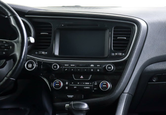 Подержанный автомобиль Kia Optima Sedan 2015 года (13 фото)