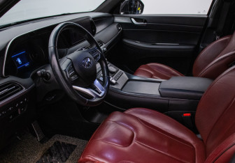 Подержанный автомобиль Hyundai Palisade 2019 года (10 фото)