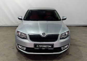 Подержанный автомобиль Skoda Octavia Liftback 2013 года (2 фото)