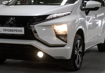 Подержанный автомобиль Mitsubishi Xpander 2021 года (24 фото)